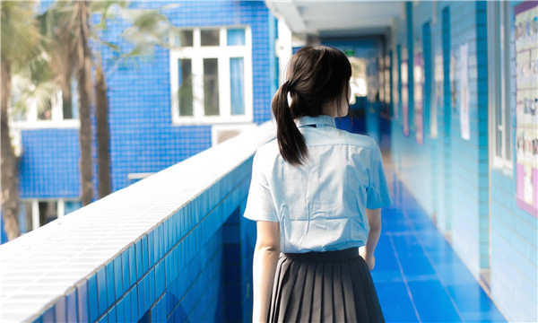 本号镇如何找到一个可以帮助我生孩子的女人？